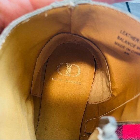 Kelsi Dagger Tan Suede Booties - Picture 4 of 12